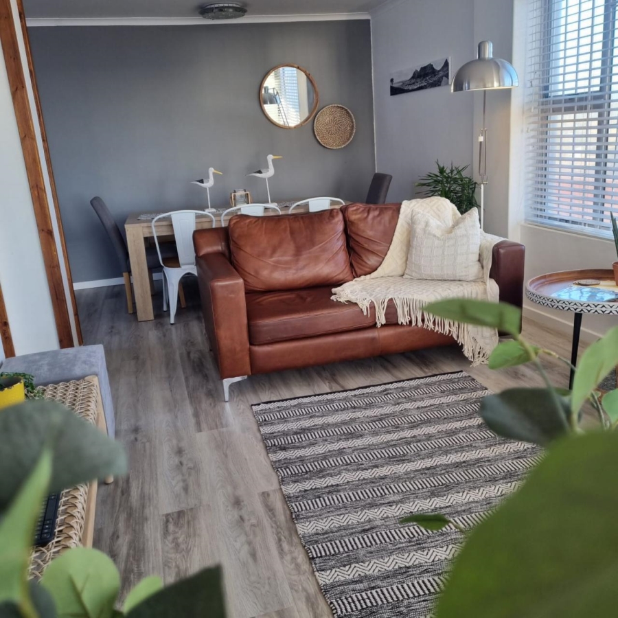 3 Bedroom Property for Sale in Beachfront Western Cape